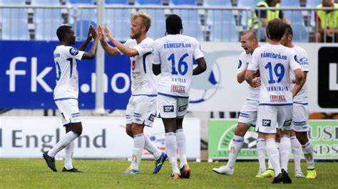 仅是战术执 仅是战术执