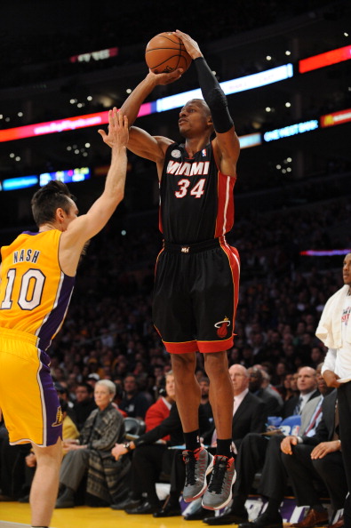 频登上国际 频登上国际